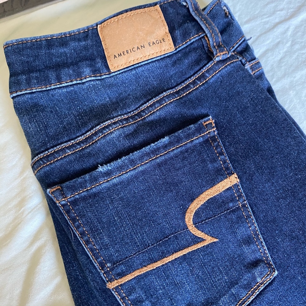 American eagle jeans.